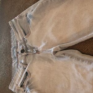 Red River Capris Size 6